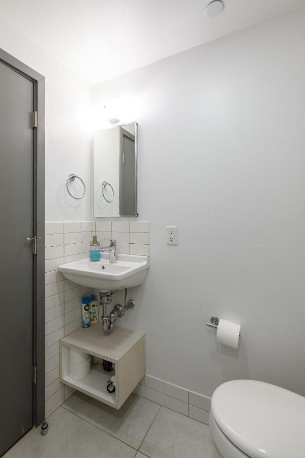 Small Fully Equipped Contemporary Studio Near Mgh Boston Exteriör bild